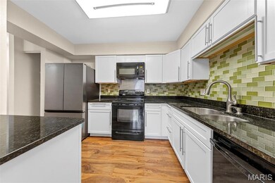 13176 Royal Pines Dr unit 2, Saint Louis, MO 63146 - photo 6