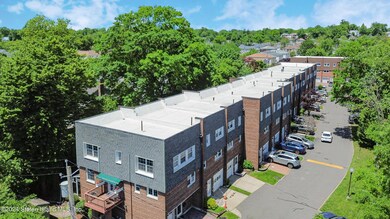 26 Yacht Club Cove unit 26, Staten Island, NY 10308 - photo 2