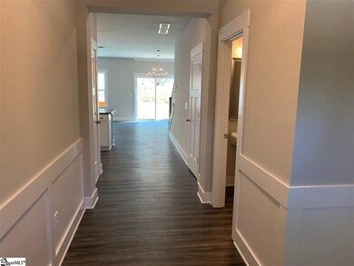 Bright and inviting with cove crown molding and cr