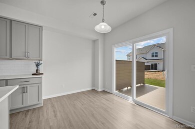 1903 Salt Springs Dr, Saline, MI 48176 - photo 6