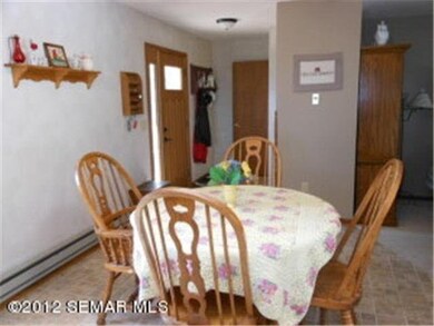 43201 Kings Bluff Dr, Winona, MN 55987 - photo 3