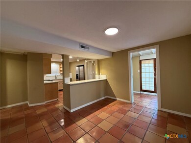 320 N Bishop St, San Marcos, TX 78666 - photo 6