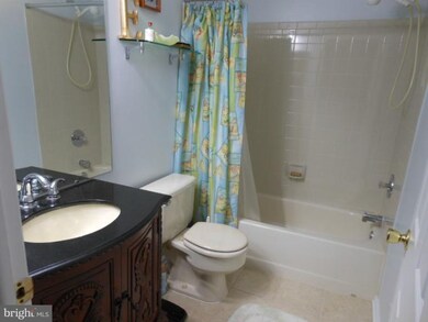 12513 Coral Grove Place, Germantown, MD 20874 - photo 6