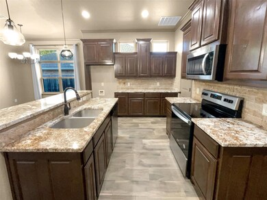 3312 Windcrest Dr, Granbury, TX 76049 - photo 6