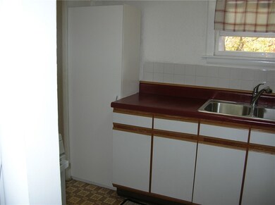 Tall cupboad/pantry in kitchen