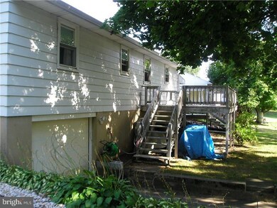 741 Fairmount Rd, Riegelsville, PA 18077 - photo 5