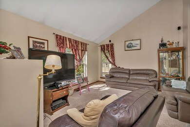 2750 Shelly Ln, Aurora, IL 60504 - photo 6