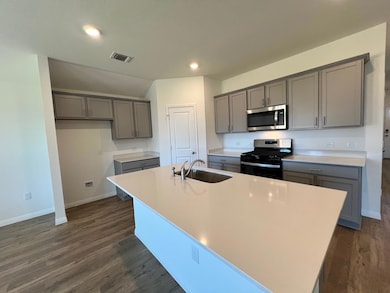 537 Osprey Dr, Leander, TX 78641 - photo 5