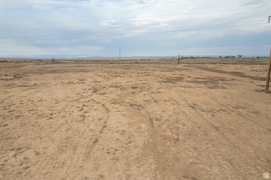 View of yard featuring a view of countryside