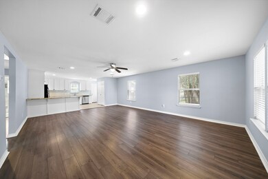 5800 Los Angeles St, Houston, TX 77026 - photo 2