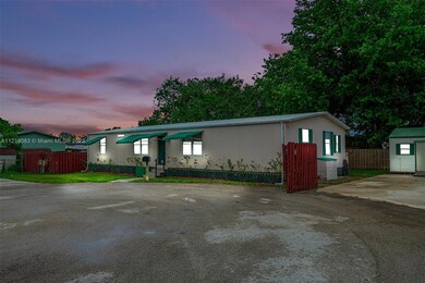 760 SW 135th Way, Davie, FL 33325 - photo 5