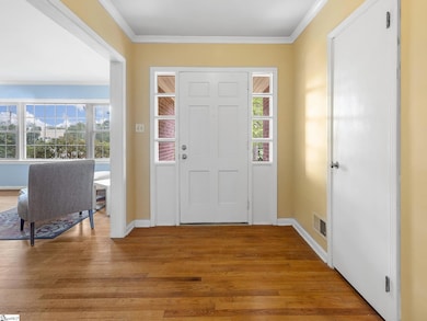 109 Pinetree Cir, Spartanburg, SC 29307 - photo 7