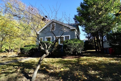 2 Thaxter Rd, Newtonville, MA 02460 - photo 5