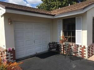 611 Mulberry Ln, Davie, FL 33325 - photo 2