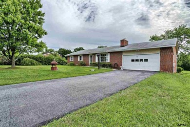 108 Heritage Ln, Sykesville, MD 21784 - photo 3