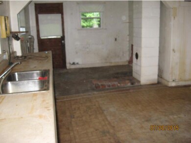 129 Elkins Rd, Elkins, NH 03233 - photo 4