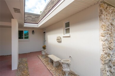 1900 Benjamin Franklin Dr unit V12, Sarasota, FL 34236 - photo 7