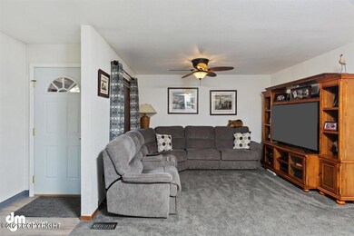03-Living Room MS_5579