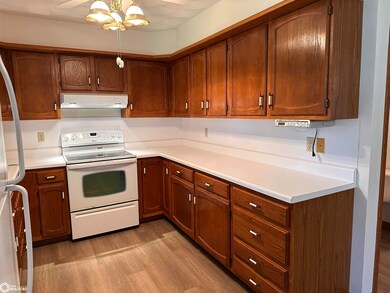 206A W 3rd St, Wayland, IA 52654 - photo 7