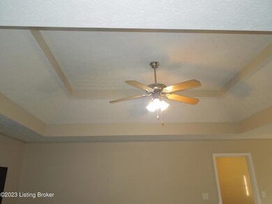 385 Misty Brooke Dr, Mount Washington, KY 40047 - photo 6