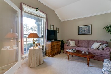 Living Room/Den - Study