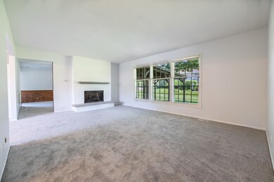 701 Butterfield Dr, Algonquin, IL 60102 - photo 4