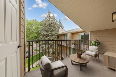 2220 Ridge Dr unit 31, Saint Louis Park, MN 55416 - photo 7