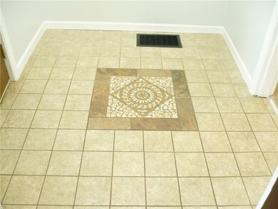 852 S Main Ave, Sidney, OH 45365 - photo 4