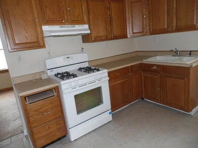 26 Sturdevant St, Wilkes Barre, PA 18702 - photo 7