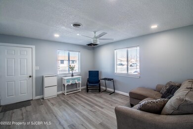 5537 E Beech St, Farmington, NM 87402 - photo 3