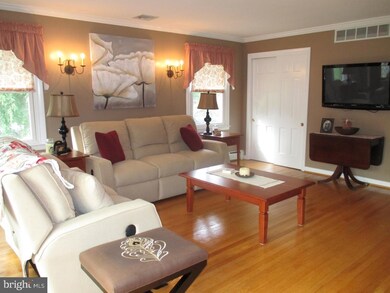 2997 Lovell Ave, Broomall, PA 19008 - photo 3