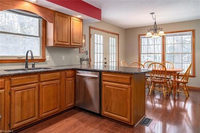 3905 Banoak St, High Point, NC 27265 - photo 7