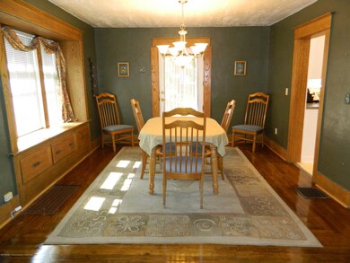 1715 Drexel Rd, Lansing, MI 48915 - photo 4