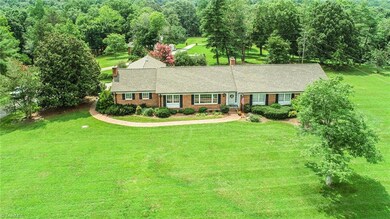 2401 Kivett Dr, Greensboro, NC 27406 - photo 3