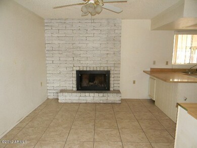 023-104013 Family Room
