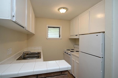 3702 Flora St unit 10, Houston, TX 77006 - photo 4