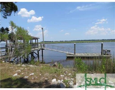 Waterfront/Dock/Pier.