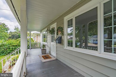 296 E Dorrance St, Kingston, PA 18704 - photo 4