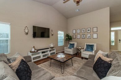 011922-3117-N-Carriage-Ave-Fresno-CA-07
