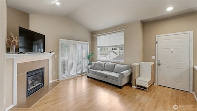 1500 S 18th St unit S202, Renton, WA 98055 - photo 2