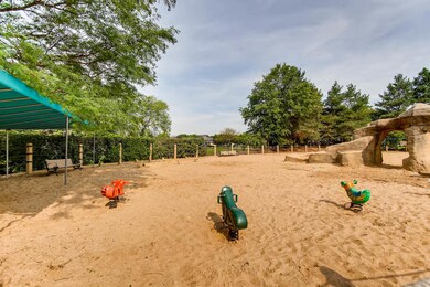 3231 Tussell St, Naperville, IL 60564 - photo 5