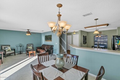 dining/kitchen