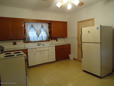 647 Carmalt St, Scranton, PA 18519 - photo 7