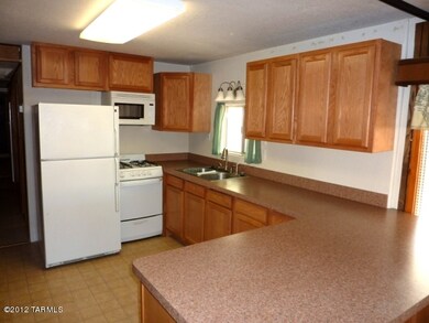 Updated Kitchen Cabinets and Counters