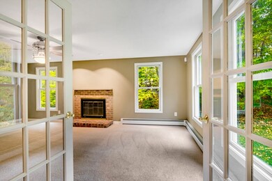 17 Sullivan Blvd, Oxford, MA 01540 - photo 5