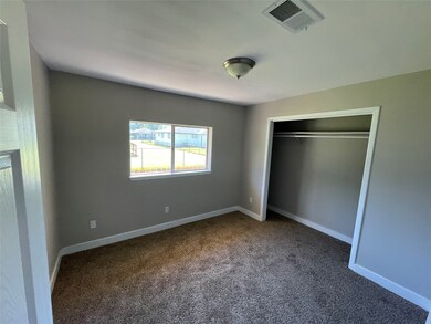 7805 Glass St, Houston, TX 77016 - photo 5