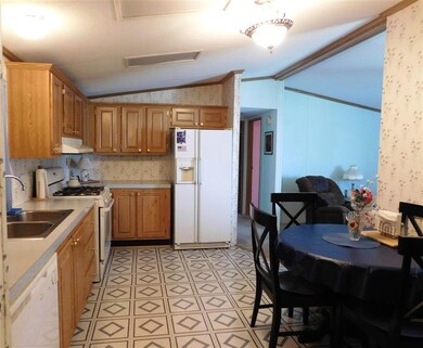 7 Apricot Way, North Hampton, NH 03862 - photo 2