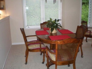 2479 Highridge Ln SE unit 12, Grand Rapids, MI 49546 - photo 5