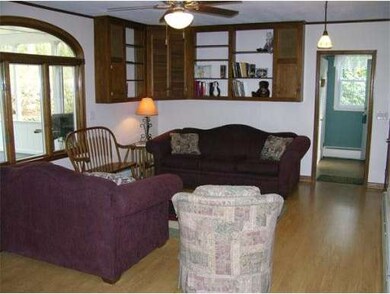 14 Malden St, West Boylston, MA 01583 - photo 6