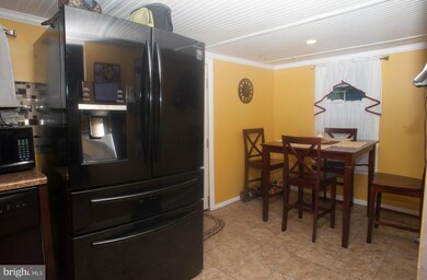 235 Asbury Rd, Pasadena, MD 21122 - photo 6